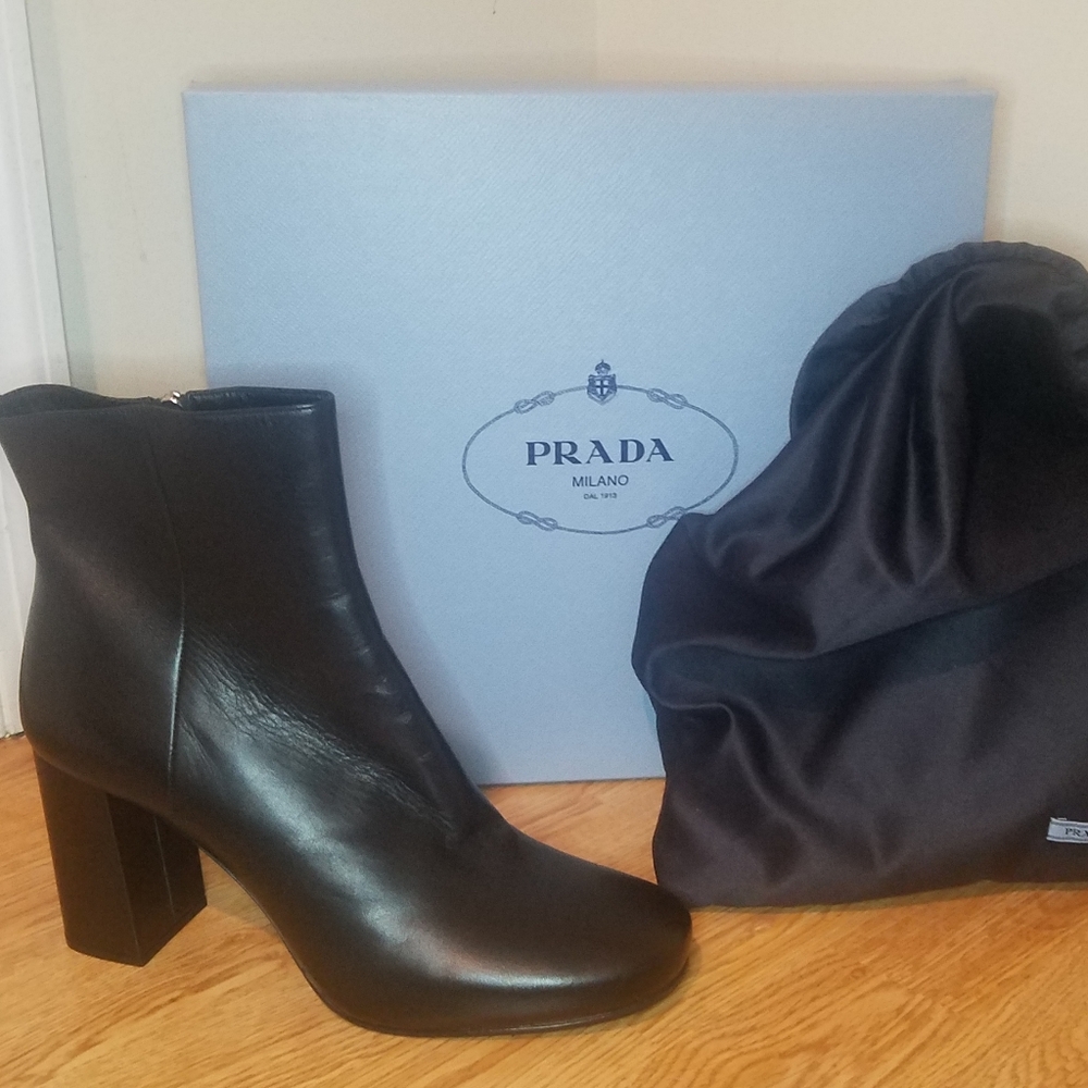 Prada Calazatore Donna High Heeled Bootie